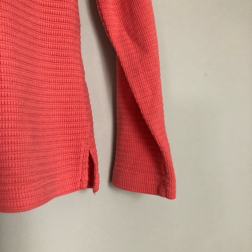 Carolyn Taylor Pink Ribbed top with built in Cami - Picture 3 of 5